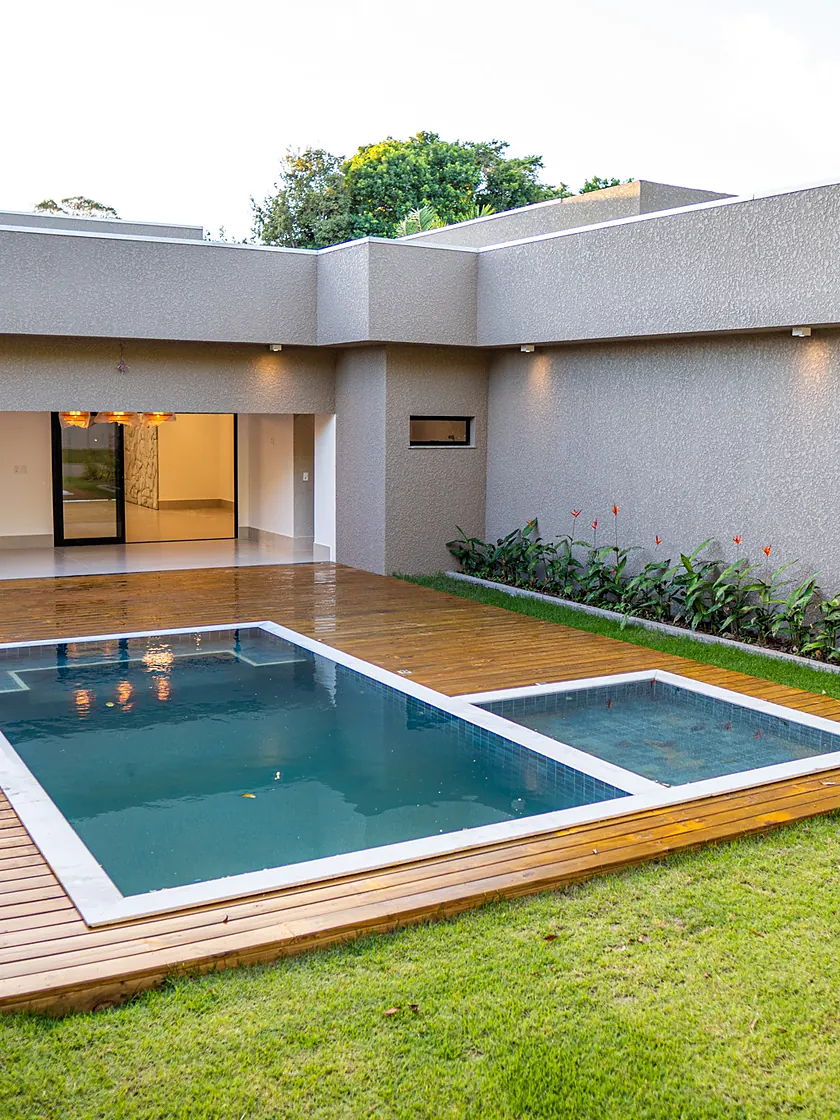 Casa Padova, piscina, obra entregue pela MM